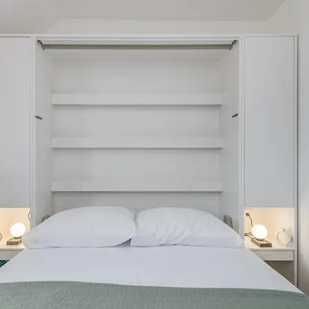 Family Bliss * Split