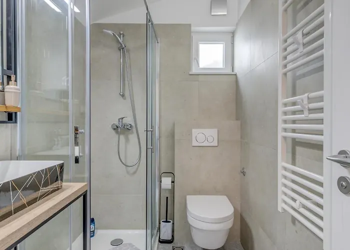 Family Bliss 스플리트