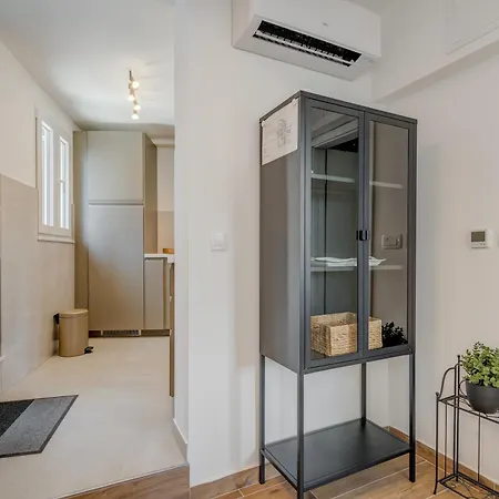 Family Bliss Apartment Split